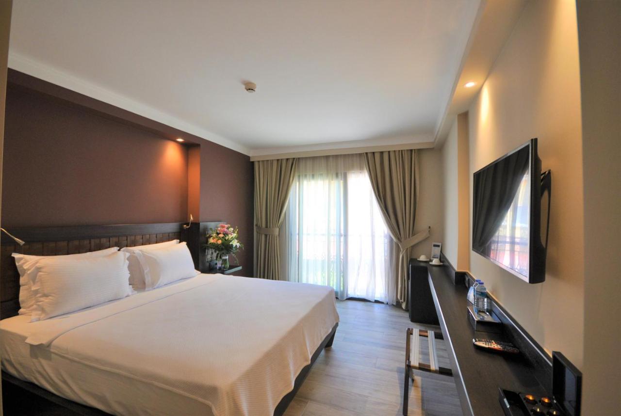 Resa Hotel Goecek Exterior photo